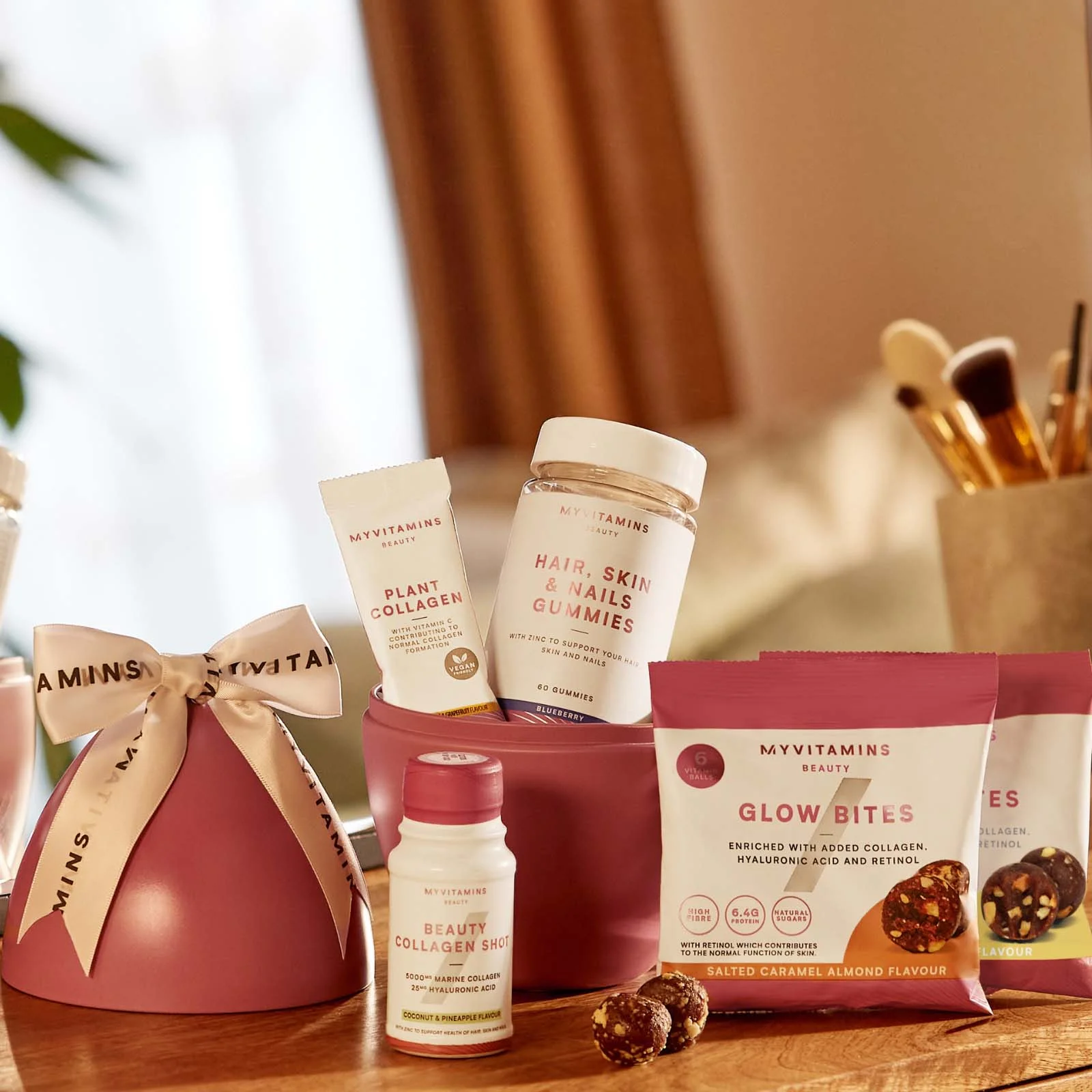 Beauty Easter Egg - Limited Edition Image 1